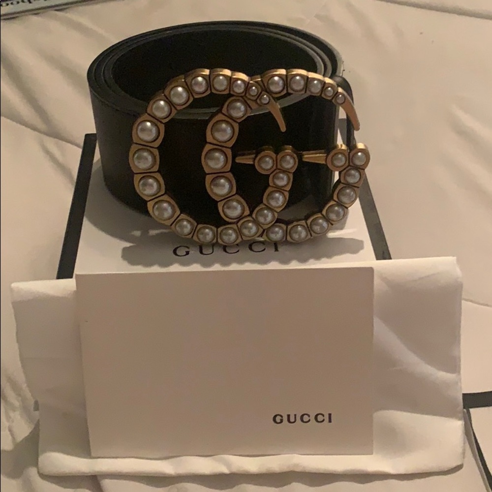 Large GG Gucci pearl belt